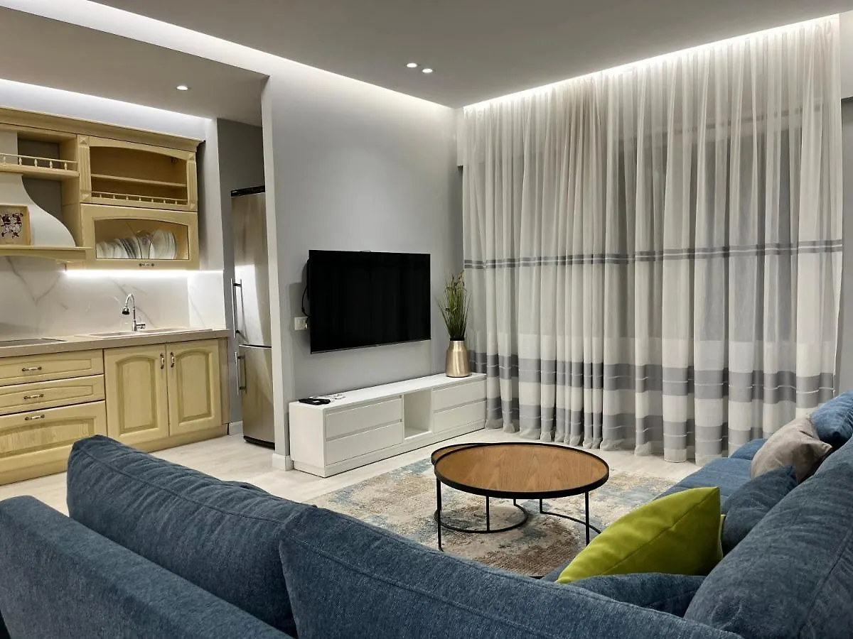 Flat 86 - Explore The Heart Of Tirana 0*,